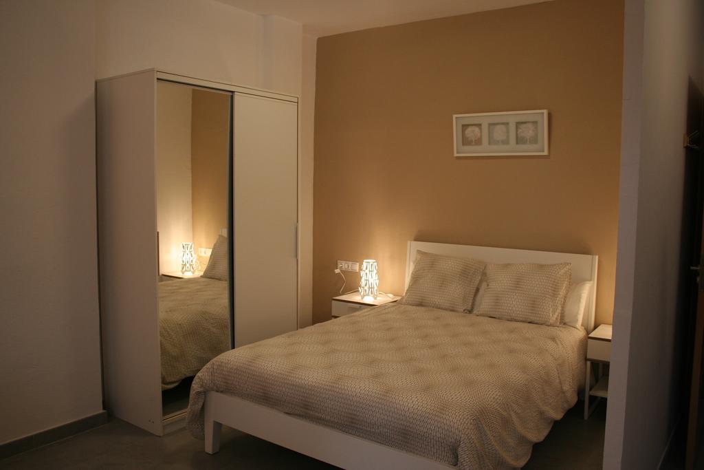 Angosta Del Carmen Apartment มาลากา ภายนอก รูปภาพ