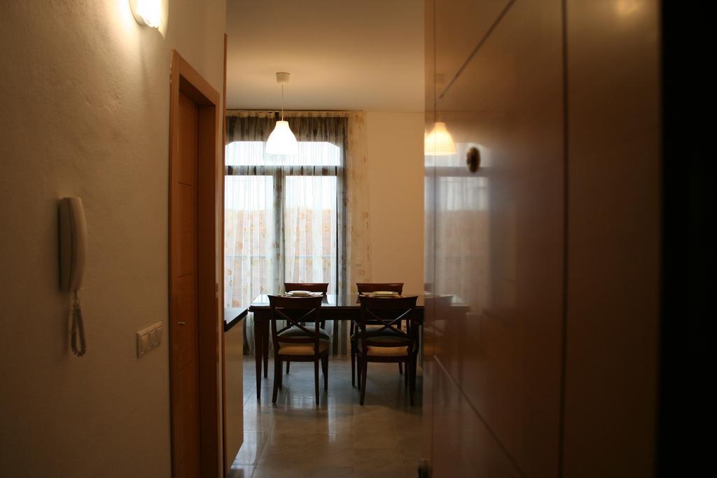 Angosta Del Carmen Apartment มาลากา ภายนอก รูปภาพ